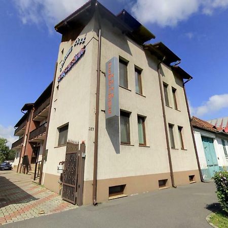 Pension Deutsches Haus Braszów Zewnętrze zdjęcie